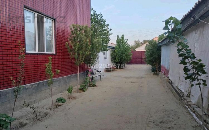 15-комнатный дом, 300 м², 10 сот., Жетес бм 28 - Орталық Aral - photo 2