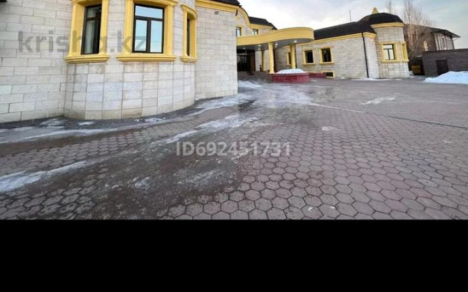 9-комнатный дом, 1380 м², 30 сот., Мугалжар Astana - photo 1
