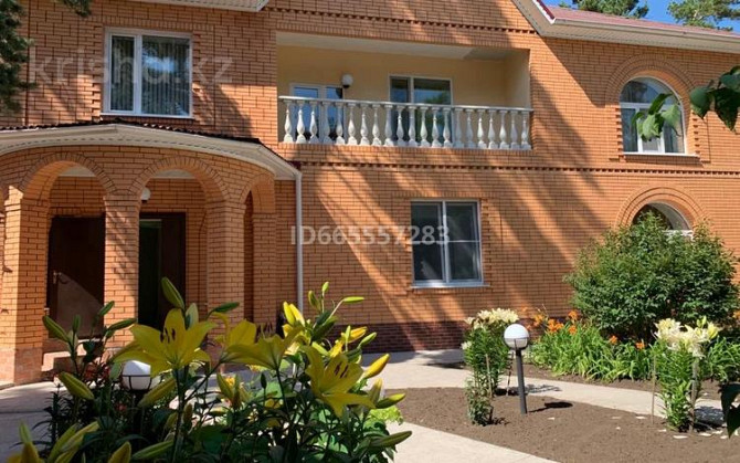 5-комнатный дом, 260 м², 0.13 сот., Лол 13  - photo 1