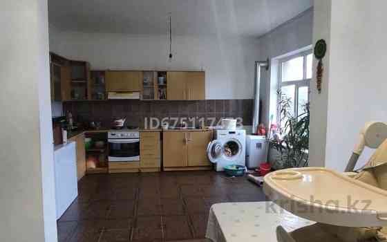 5-комнатный дом, 200 м², 8 сот., мкр Ынтымак , Ынтымак 2 мкр 105 Shymkent