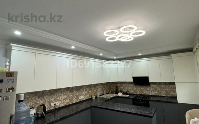 8-комнатный дом, 340 м², 7.9 сот., Жангельдина 4 Бесагаш - изображение 7