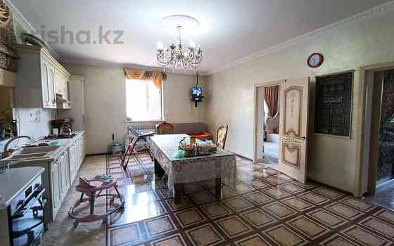 4-комнатный дом, 120 м², 10 сот., мкр Улжан-1 Алматы