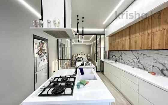 7-комнатный дом, 360 м², 7 сот., мкр Думан-1 Алматы