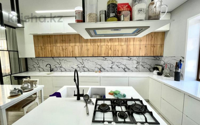 7-комнатный дом, 360 м², 7 сот., мкр Думан-1 Алматы - изображение 4