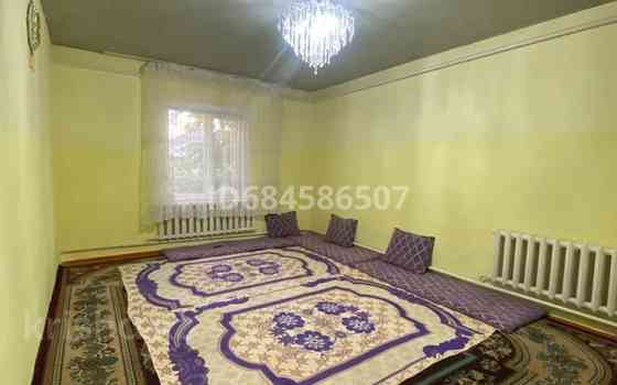 4-комнатный дом, 800 м², 8 сот., мкр Самал-3, Ескараев 5 Шымкент
