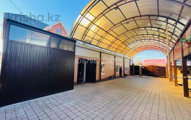 6-комнатный дом, 375 м², 8 сот., мкр Таугуль-3 23 - Б. Саттарханов Алматы - изображение 3