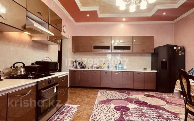 6-комнатный дом, 375 м², 8 сот., мкр Таугуль-3 23 - Б. Саттарханов Алматы - изображение 5
