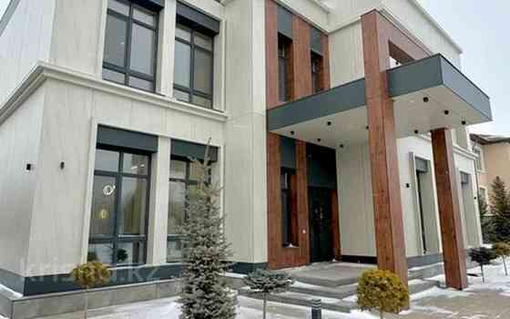 7-комнатный дом, 550 м², 20 сот., Е-247 Астана