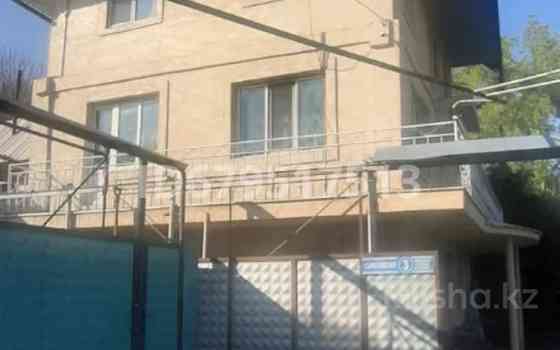 8-комнатный дом, 250 м², 6.1 сот., Саратовская 3 Алматы