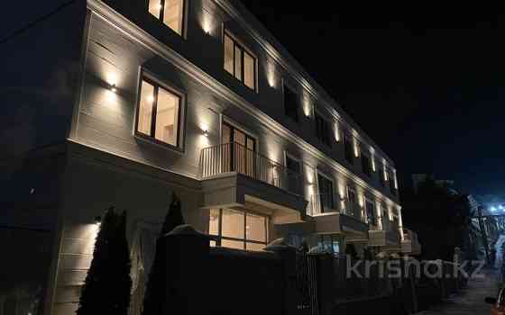 7-комнатный дом, 334 м², 10 сот., Жамакаева 322 Алматы