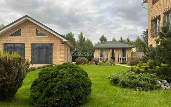 6-комнатный дом, 450 м², 20 сот., Аманжолова Караганда