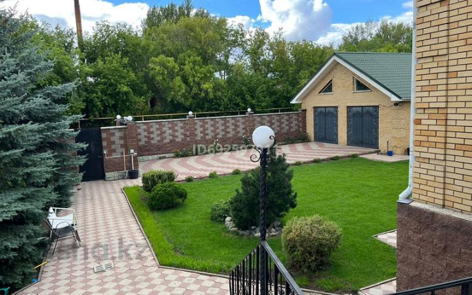 6-комнатный дом, 450 м², 20 сот., Аманжолова Караганда - изображение 5