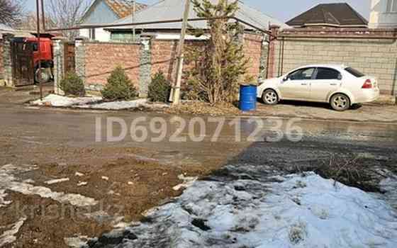 4-комнатный дом, 75 м², 7.5 сот., мкр Карагайлы - Мангытаева 27 Almaty