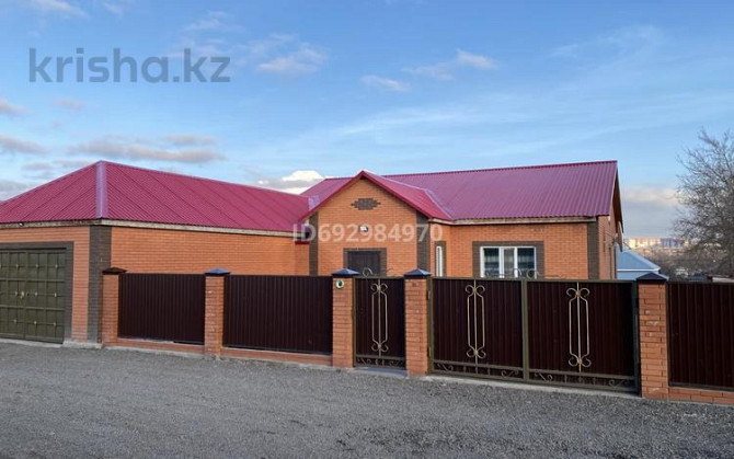 4-комнатный дом, 177.3 м², 6 сот., Химиков 81 Temirtau - photo 1