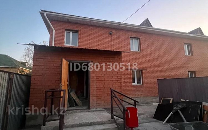 15-комнатный дом, 450 м², 5 сот., Толе би 9/1  - изображение 1