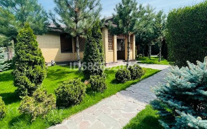 8-комнатный дом, 360 м², 118 сот., Луч востока 1а - Луч востока Бесагаш - изображение 1