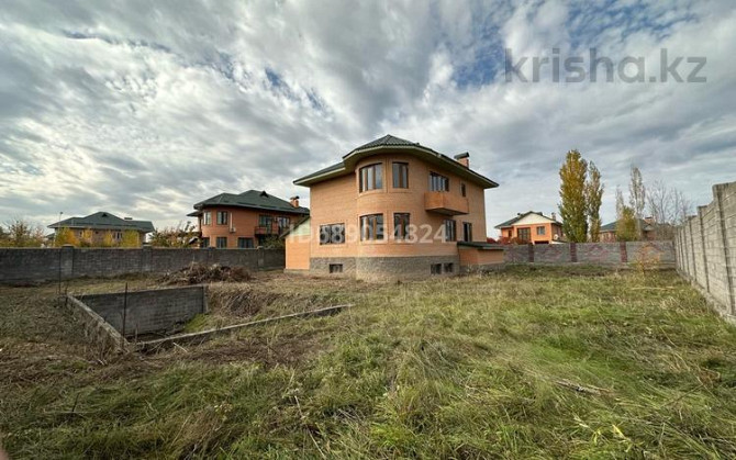 8-комнатный дом, 374.5 м², 14 сот., Мкр. Алтын ауыл 21а - Магазин «Али» на главной улице Каскелен - изображение 3