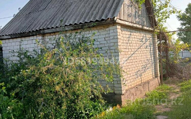 Дача с участком в 8 сот., мкр Азаулы - В сторону Подстёпного Уральск - изображение 2