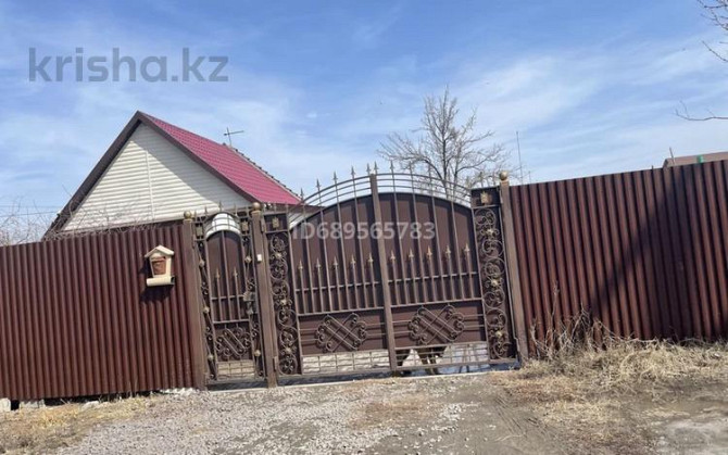 2-комнатный дом, 55 м², 10 сот., Темиртауская - Темиртауская и Брусиловского Темиртау - изображение 1