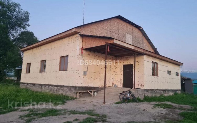 6-комнатный дом, 200 м², 8 сот., Медеу 29  - изображение 1