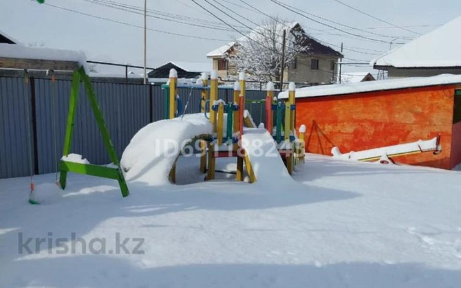 5-комнатный дом, 280 м², 9.5 сот., Жеңістің 60 жылдығы 12 - За акиматом  - photo 2