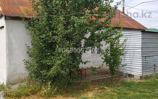 2-комнатный дом, 60 м², 8 сот., Молдагулова 111 - Магазин Арсен  - изображение 3