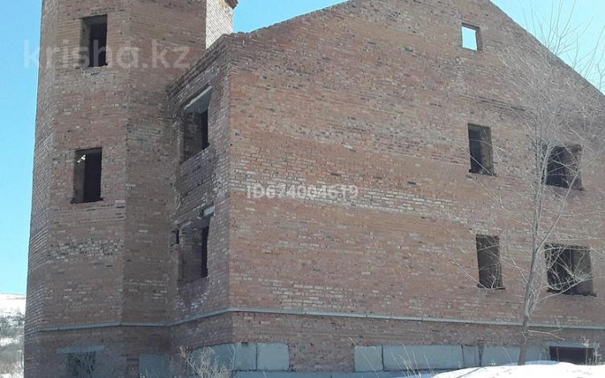 10-комнатный дом, 300 м², 16 сот., проспект Сатпаева Ust-Kamenogorsk - photo 2