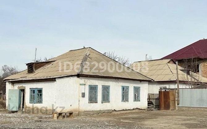 4-комнатный дом, 80 м², 35 сот., Жамбыл 20 Жаркент - изображение 1