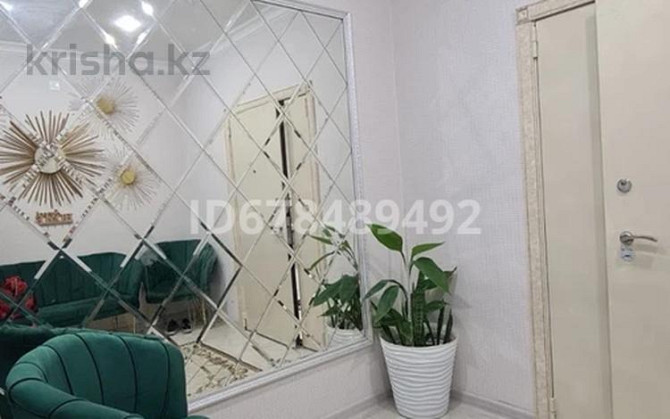 7-комнатный дом, 420 м², 8 сот., Ескелді би 212 Taldykorgan - photo 1