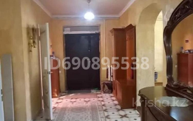 6-комнатный дом, 240 м², 10 сот., Достык 57 - Вдоль центральной дороги  - photo 6