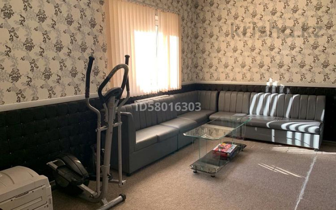 6-комнатный дом, 390 м², 10 сот., 6-я Костанайская 1 Костанай - изображение 8