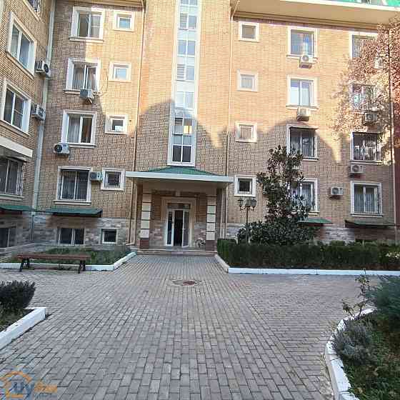 Офис на продажу, 300 м², 1 этаж Ташкент