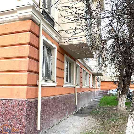 Офис на продажу, 100 м², 1 этаж Ташкент