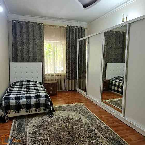 5-комнатный частный дом в аренду, 200 м² Ташкент