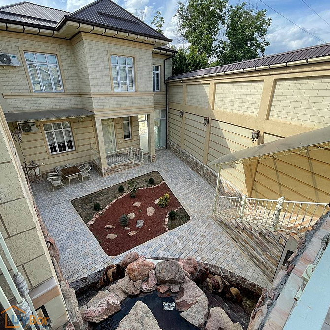 5-комнатный частный дом в аренду, 300 м² Tashkent - photo 1