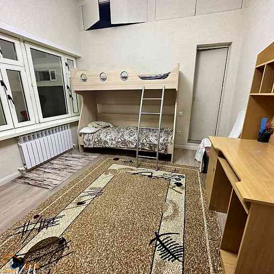 4-комнатный частный дом в аренду, 200 м² Tashkent