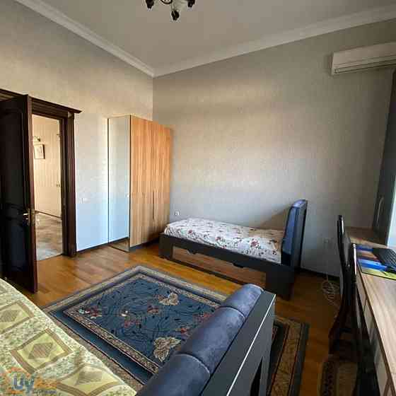 4-комнатный частный дом в аренду, 300 м² Ташкент