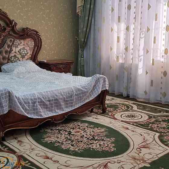 4-комнатный частный дом в аренду, 200 м² Tashkent