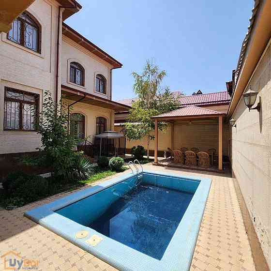 6-комнатный частный дом в аренду, 400 м² Tashkent