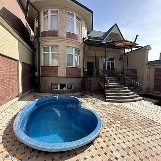6-комнатный частный дом в аренду, 300 м² Ташкент