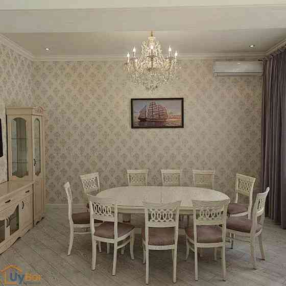 6-комнатный частный дом в аренду, 500 м² Tashkent