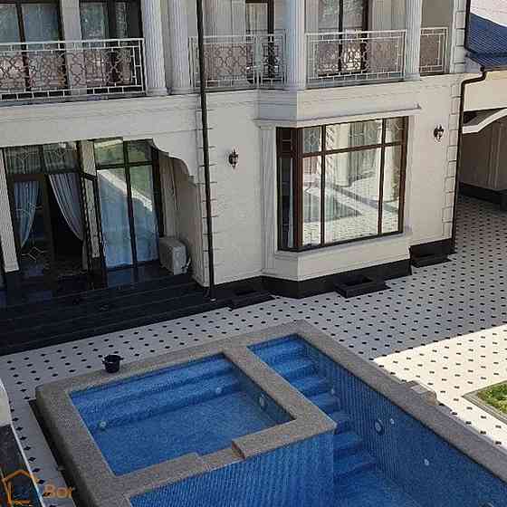 6-комнатный частный дом в аренду, 700 м² Ташкент