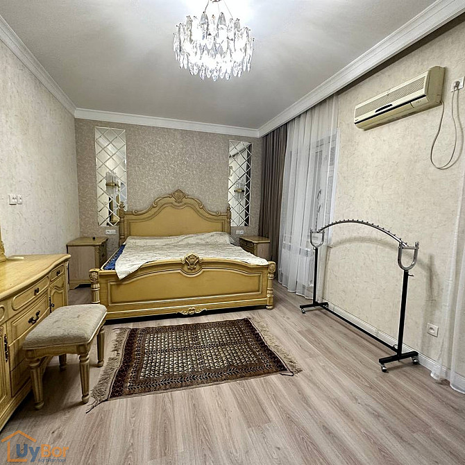 4-комнатный частный дом в аренду, 200 м² Ташкент - изображение 1