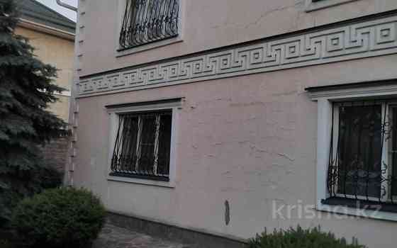 7-комнатный дом, 400 м², 24 сот., Жетысу 14 