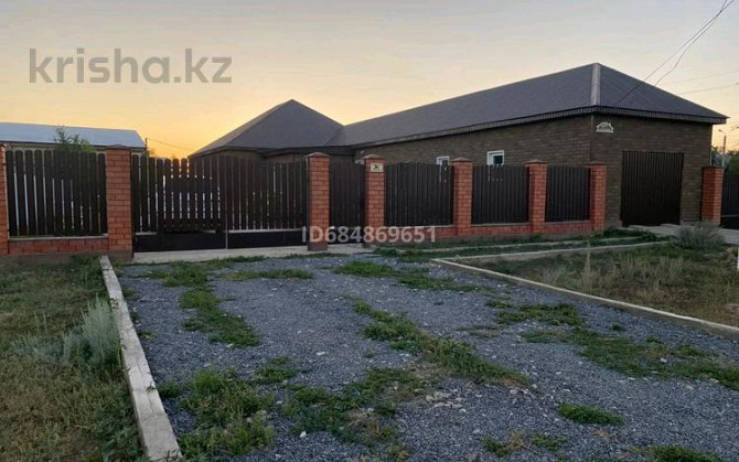 4-комнатный дом, 175.7 м², 10 сот., Орталық 161 - Магазин "Алмаз"  - photo 3