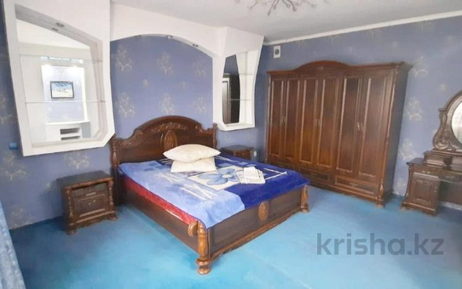 7-комнатный дом, 360 м², 10 сот., Карбая Мусабаева 27  - изображение 8