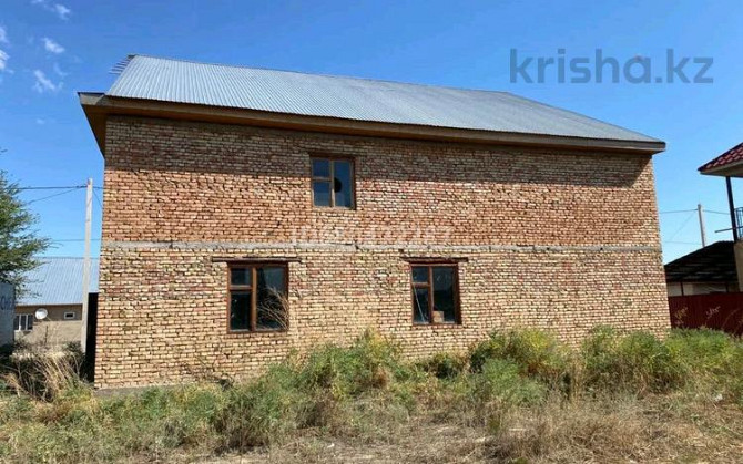 12-комнатный дом, 340 м², 8 сот., Аңырақай 378 - Шығыс  - изображение 1