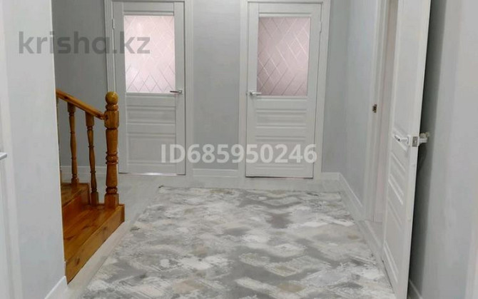 5-комнатный дом, 240 м², 10 сот., 6улица.ближе на дорогу.рядом остановка.школа.садик.магазины.супер   - photo 2