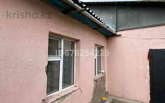 4-комнатный дом, 110 м², 8 сот., Переулок Рауан 22 Astana