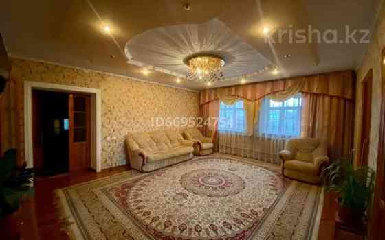 7-комнатный дом, 180.35 м², 17.5 сот., Гагарина 11 